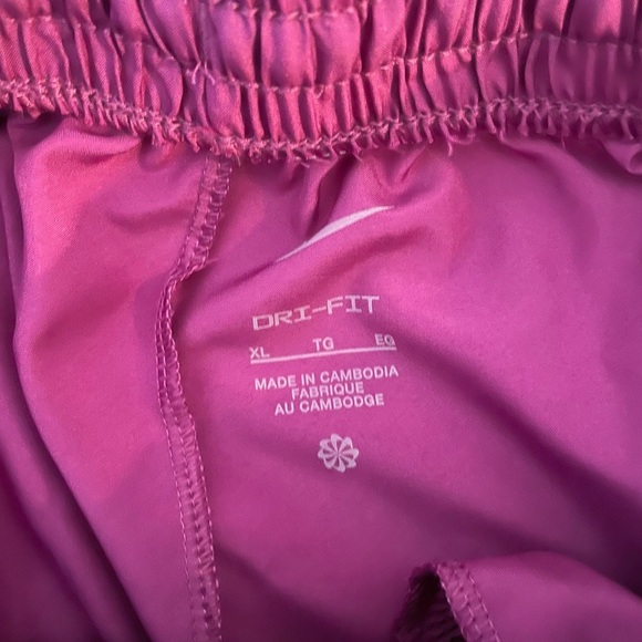 Nike Dri-Fit Kids Purple Athletic Running Hiking Shorts Sz XL NWT - Picture 6 of 7